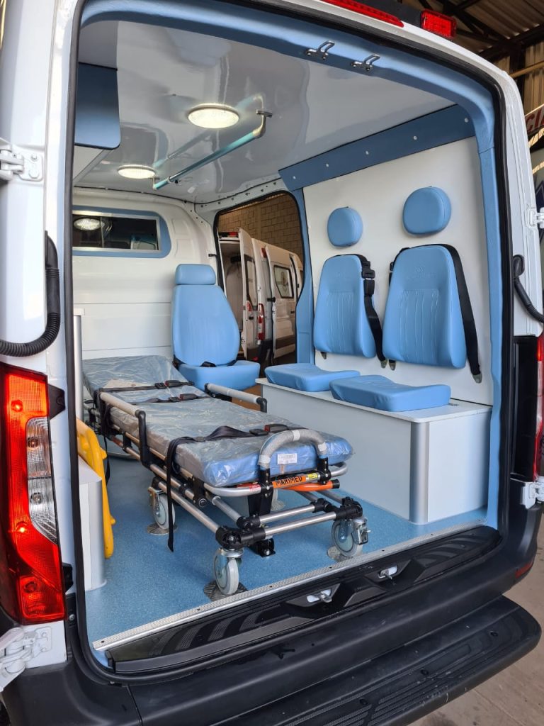 Ambulância Simples Remoção - Sprinter 416 2