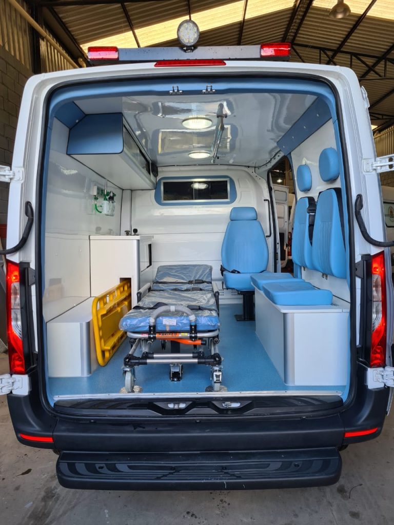 Ambulância Simples Remoção - Sprinter 416 4
