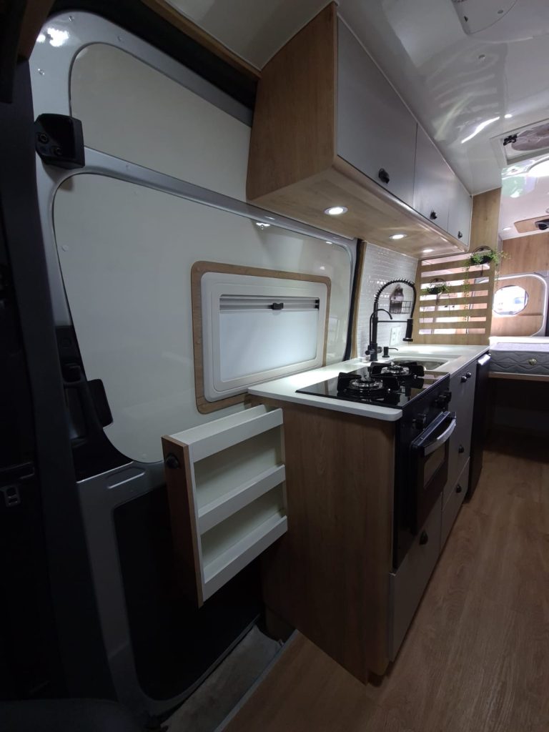 MotorHome Nova Aliança 22-22 - Sprinter 416 Alongada 9