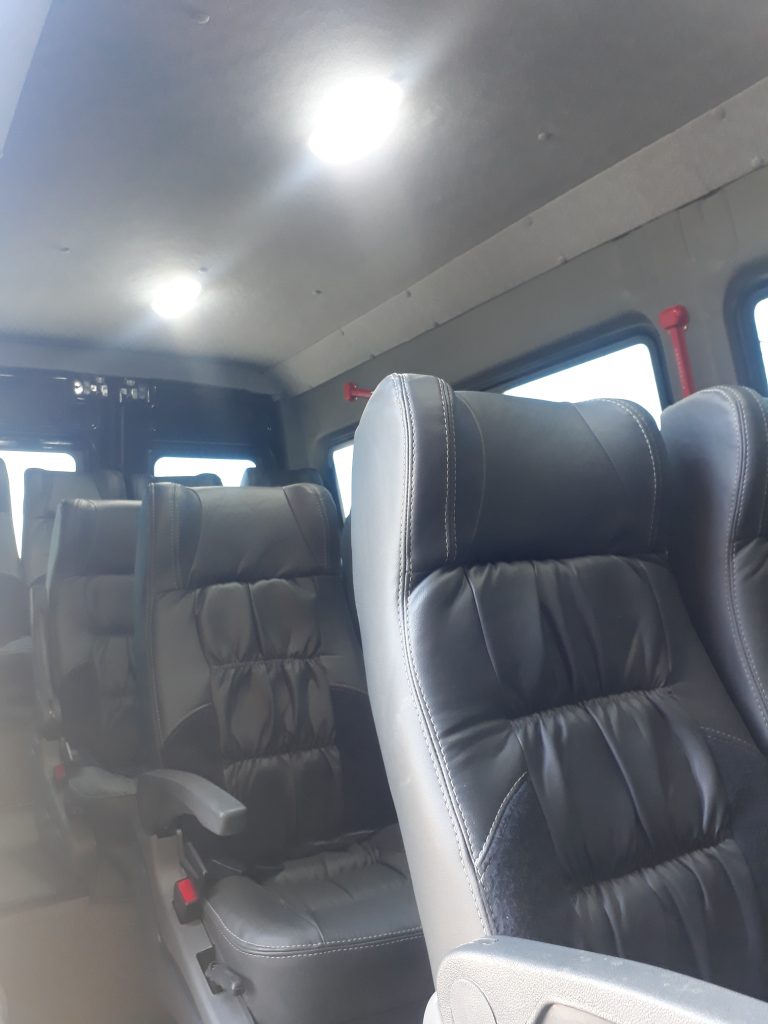 Unidade Móvel - CRAS Veiculo Nova Iveco 30-130 -1